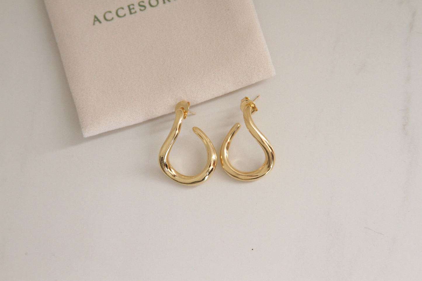 Aros Shape Gold